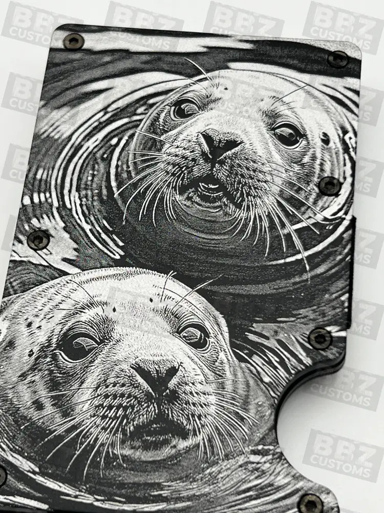 Metal Wallet With Money Clip (Seals)